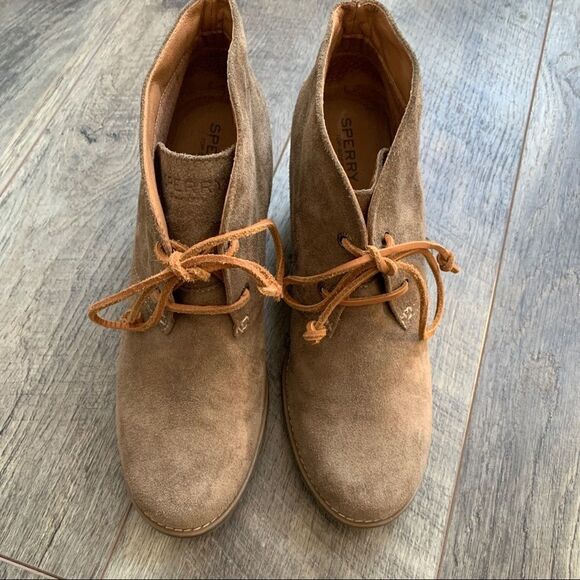 Sperry Celeste Prow Tan Taupe Wedge Heel Booties Size 10 - Picture 3 of 11